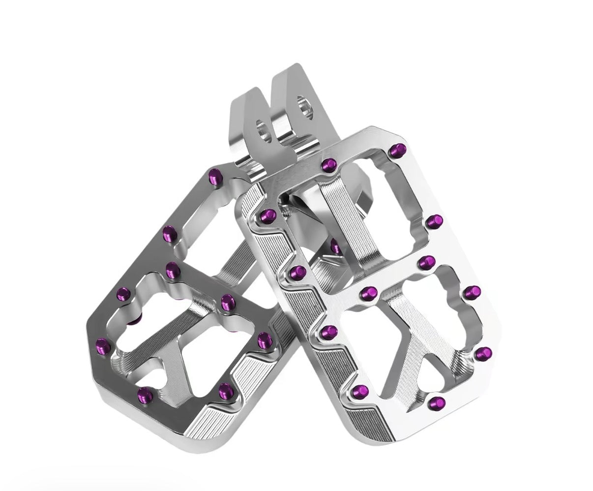 MX Style Wide Pegs